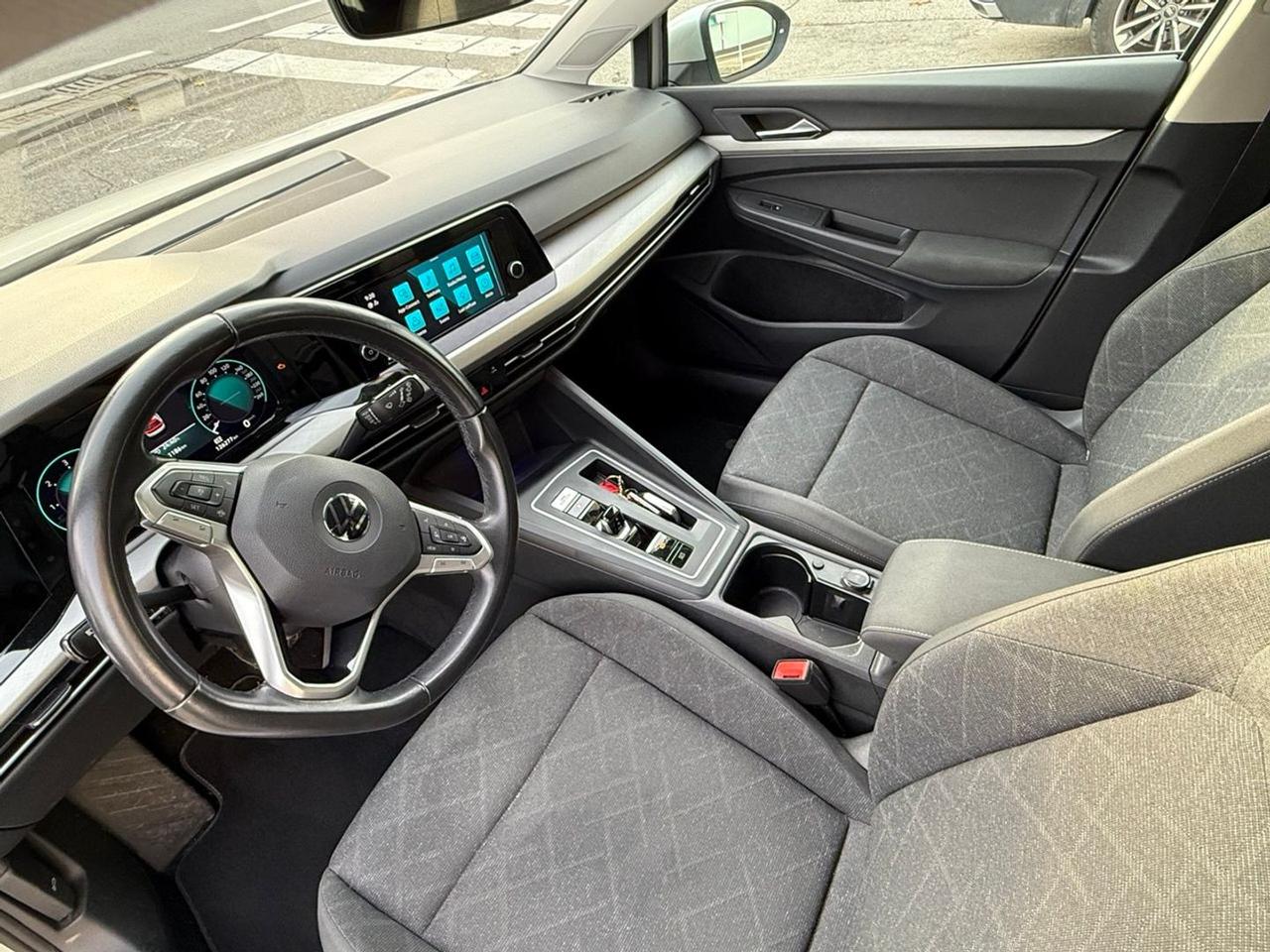 Volkswagen Golf 2.0 16V TDI #8227