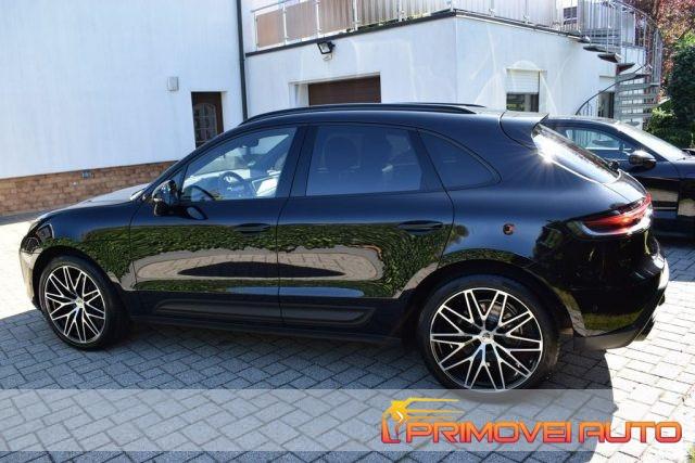 PORSCHE Macan 2.0