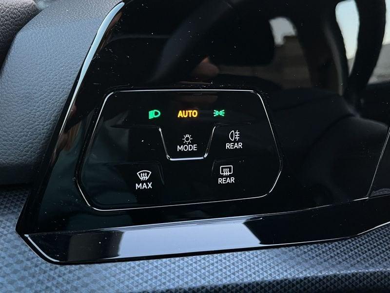 Volkswagen Golf Golf 2.0 tdi Style 150cv dsg