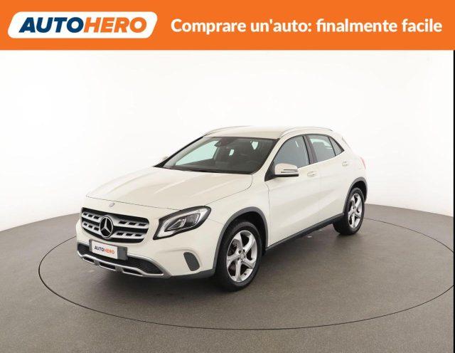 MERCEDES-BENZ GLA 200 d Automatic Sport