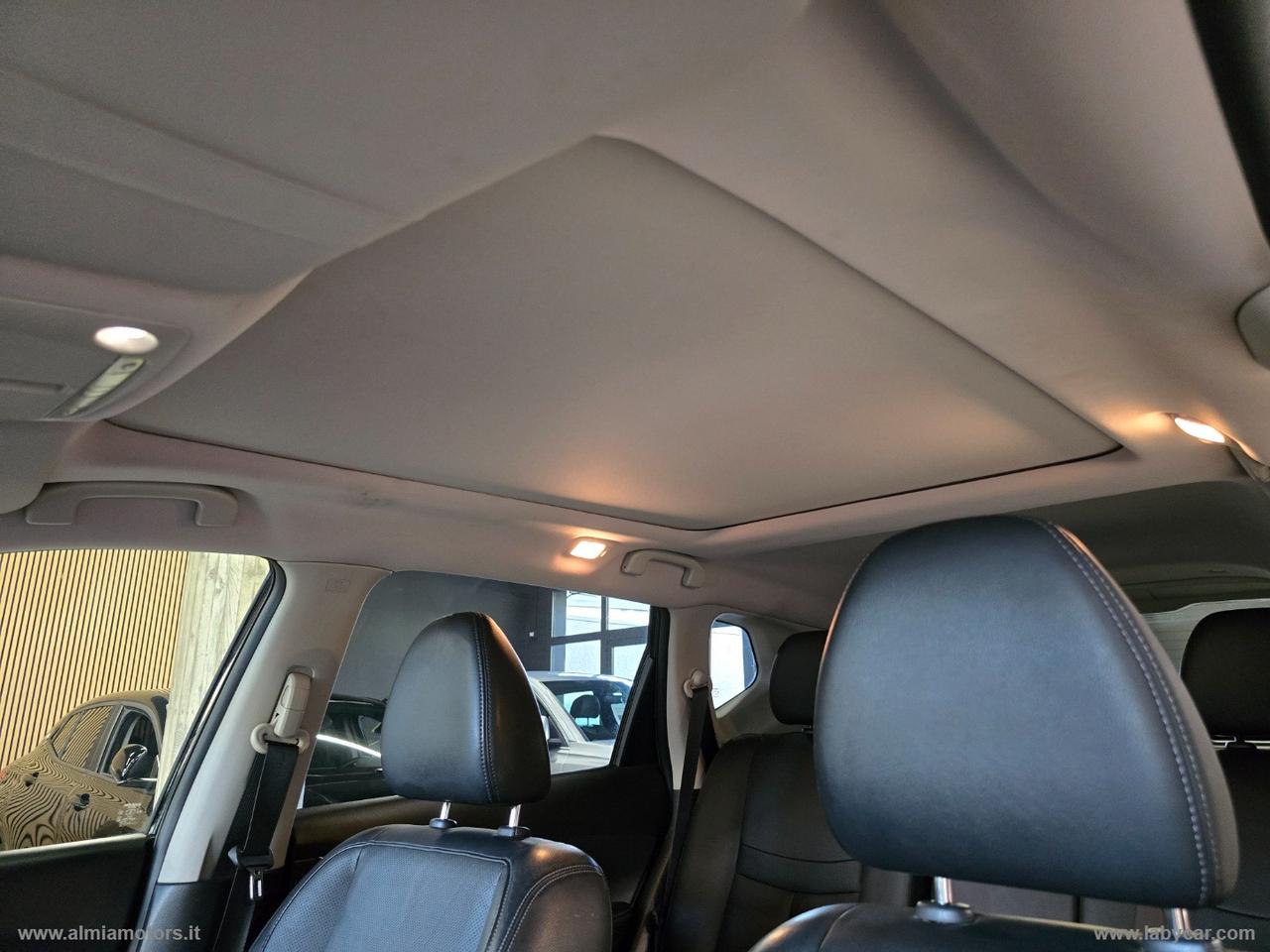 NISSAN X-Trail 1.6 dCi 4WD Tekna