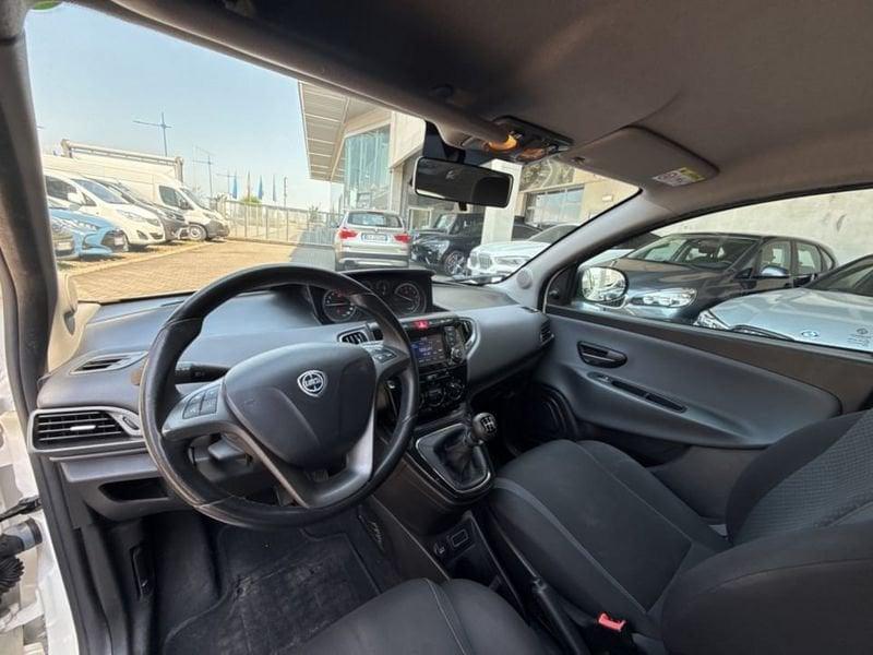 Lancia Ypsilon 1.2 SILVER 69CV