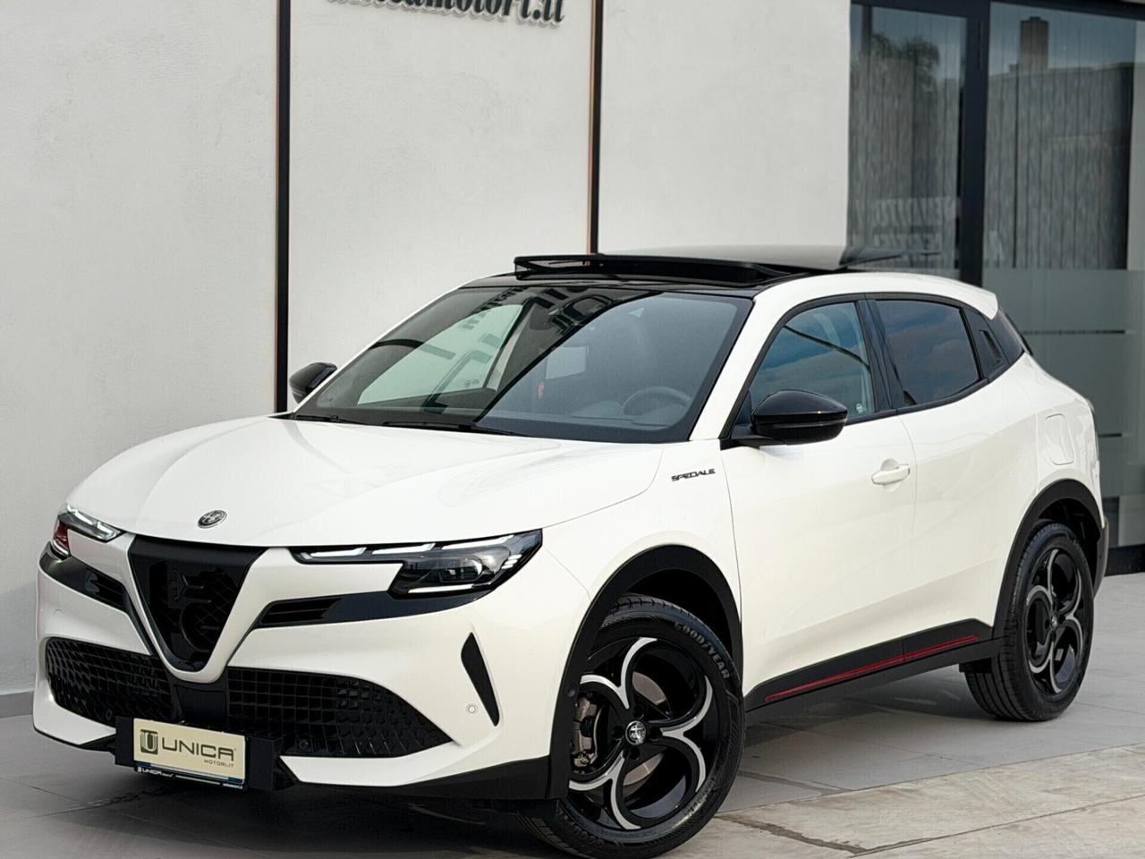 Alfa Romeo Junior 1.2 136 CV Hybrid eDCT6 SPECIALE TETTO