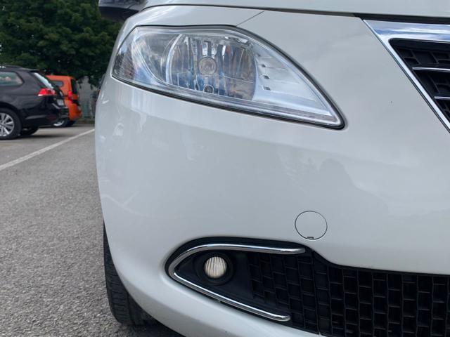 LANCIA Ypsilon 1.2 69 CV 5 porte Silver