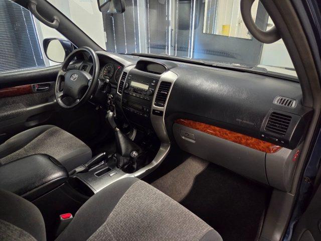 TOYOTA Land Cruiser 3.0 D-4D 16V cat 3 porte Sol