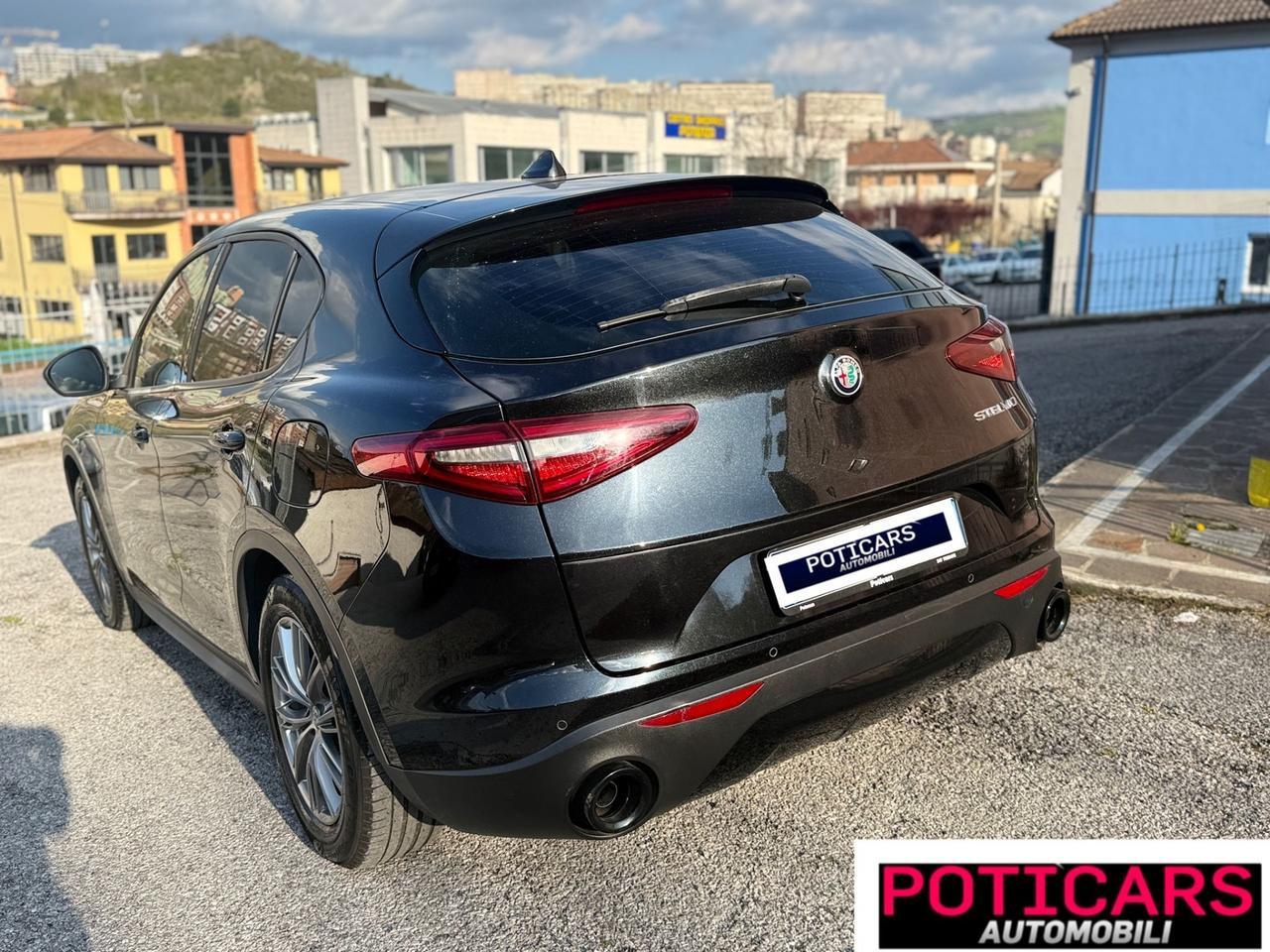 Alfa Romeo Stelvio 2.2 Turbodiesel 160 CV AT8 RWD Business