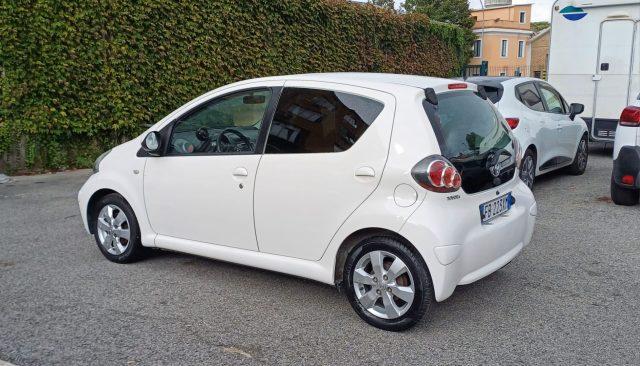 TOYOTA Aygo 1.0 VVT-i 69 CV 5 porte cool