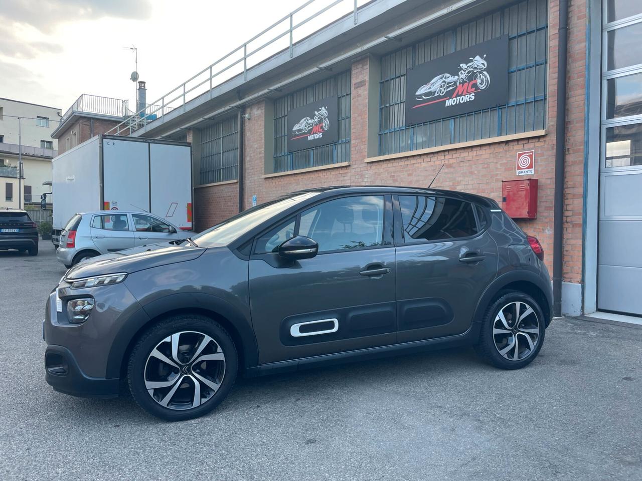 CITROËN C3 SHINE PACK -UNICO PROPRIETARIO-TAGLIANDI UFFICIALI CITROËN -CONDIZIONI ECCELLENTI