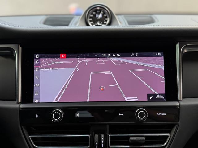 PORSCHE Macan 2.0