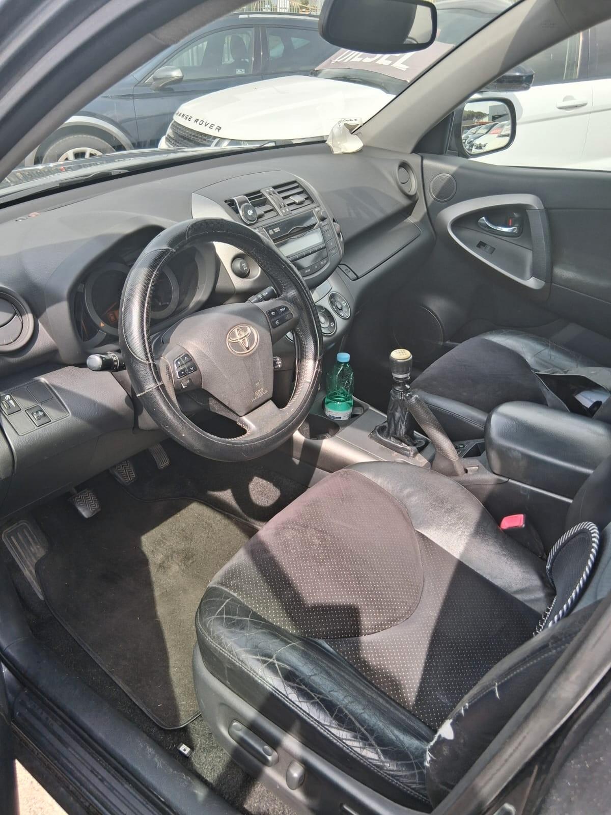 Toyota RAV 4 RAV4 Crossover 2.2 D-4D 150 CV DPF Exclusive