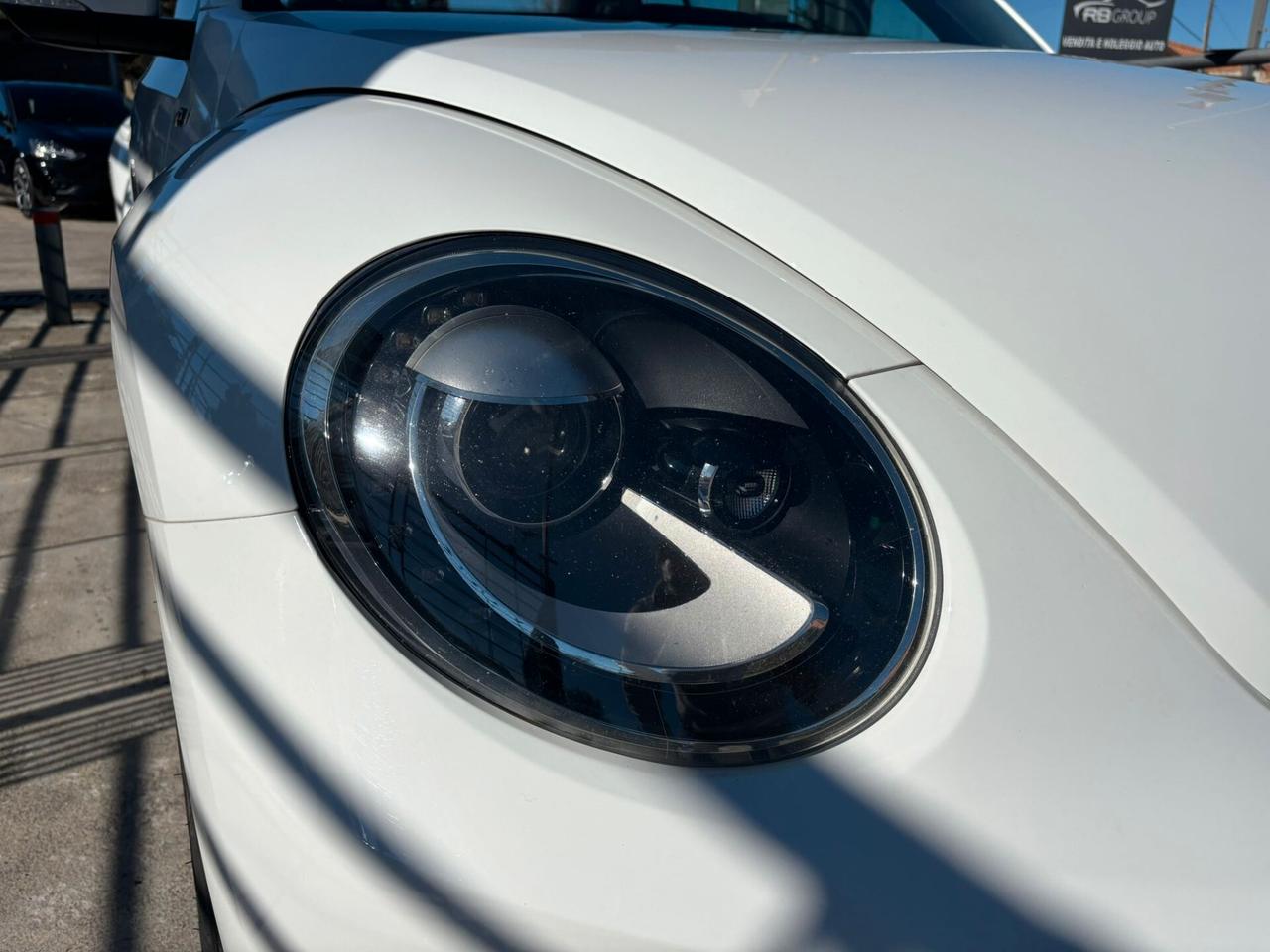 Volkswagen Maggiolino Cabrio 2.0 TDI Sport BlueMotion Technology