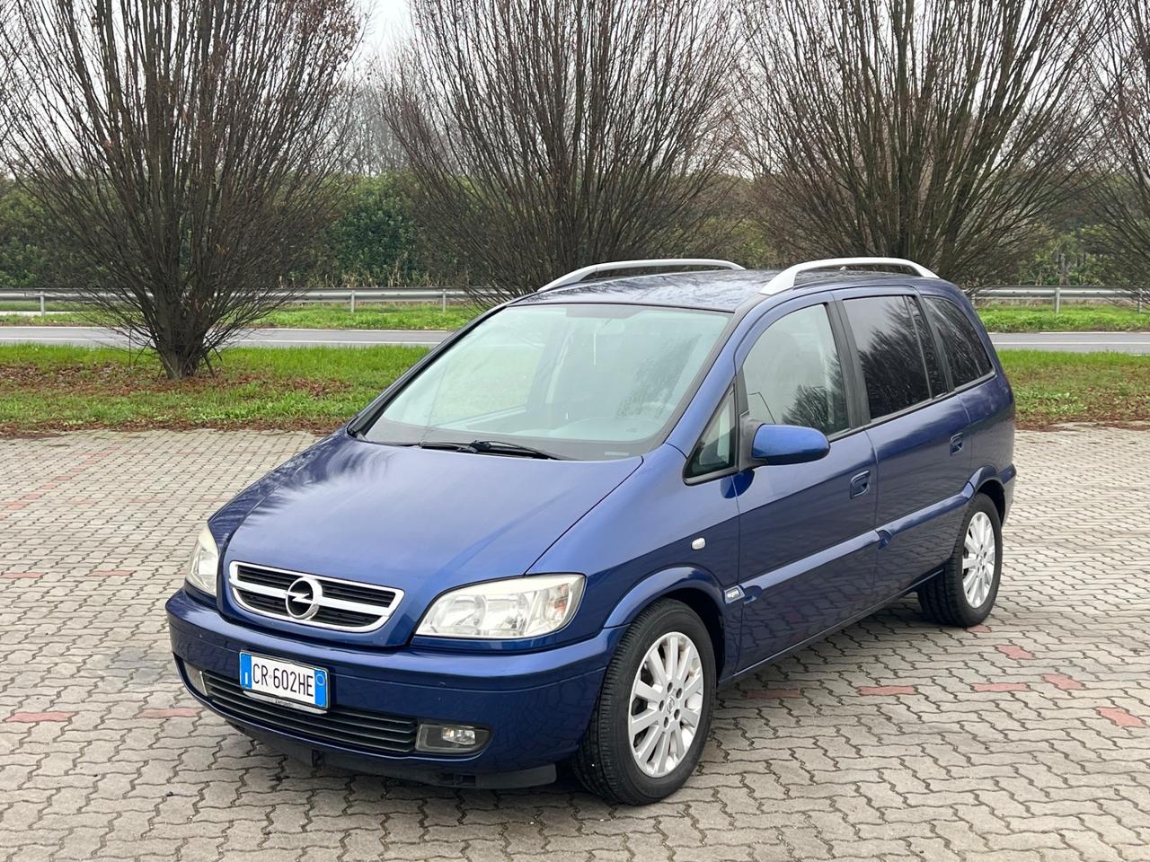 Opel Zafira 2.0 16V DTI cat Elegance
