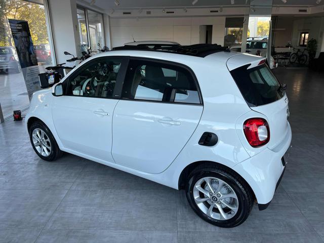 SMART ForFour 70 1.0 Passion