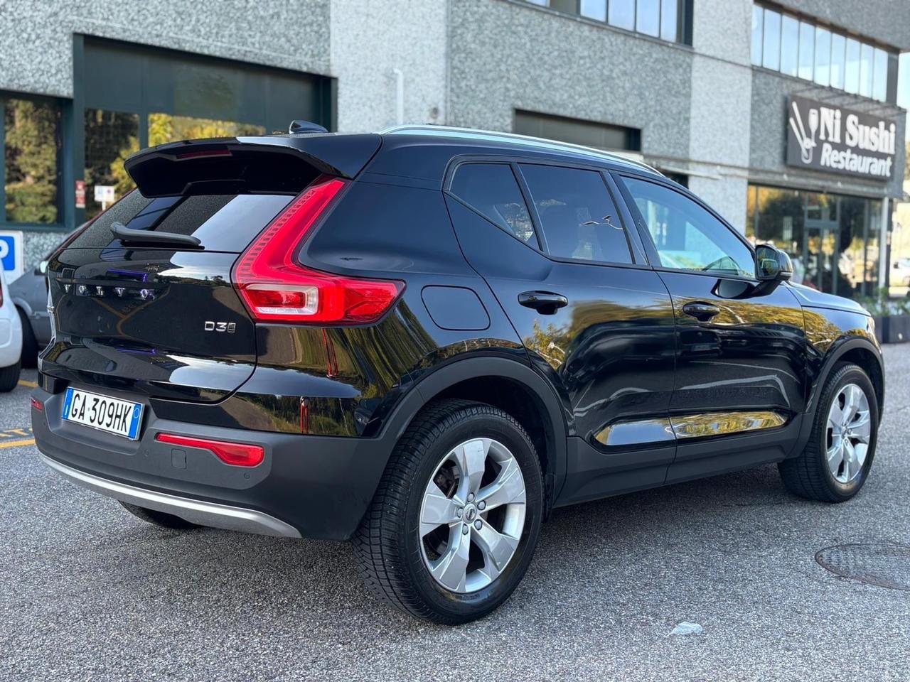 Volvo XC40 D3 AWD Momentum