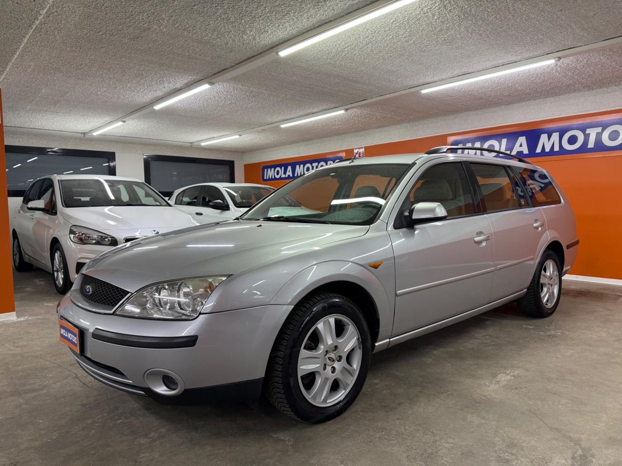 Ford Mondeo 2.0 TDDi cat SW Ghia - 116CV