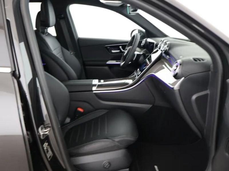 Mercedes-Benz GLC MERCEDES-BENZ CLC 200d 4M AMG MBUX AHK Distronic 360