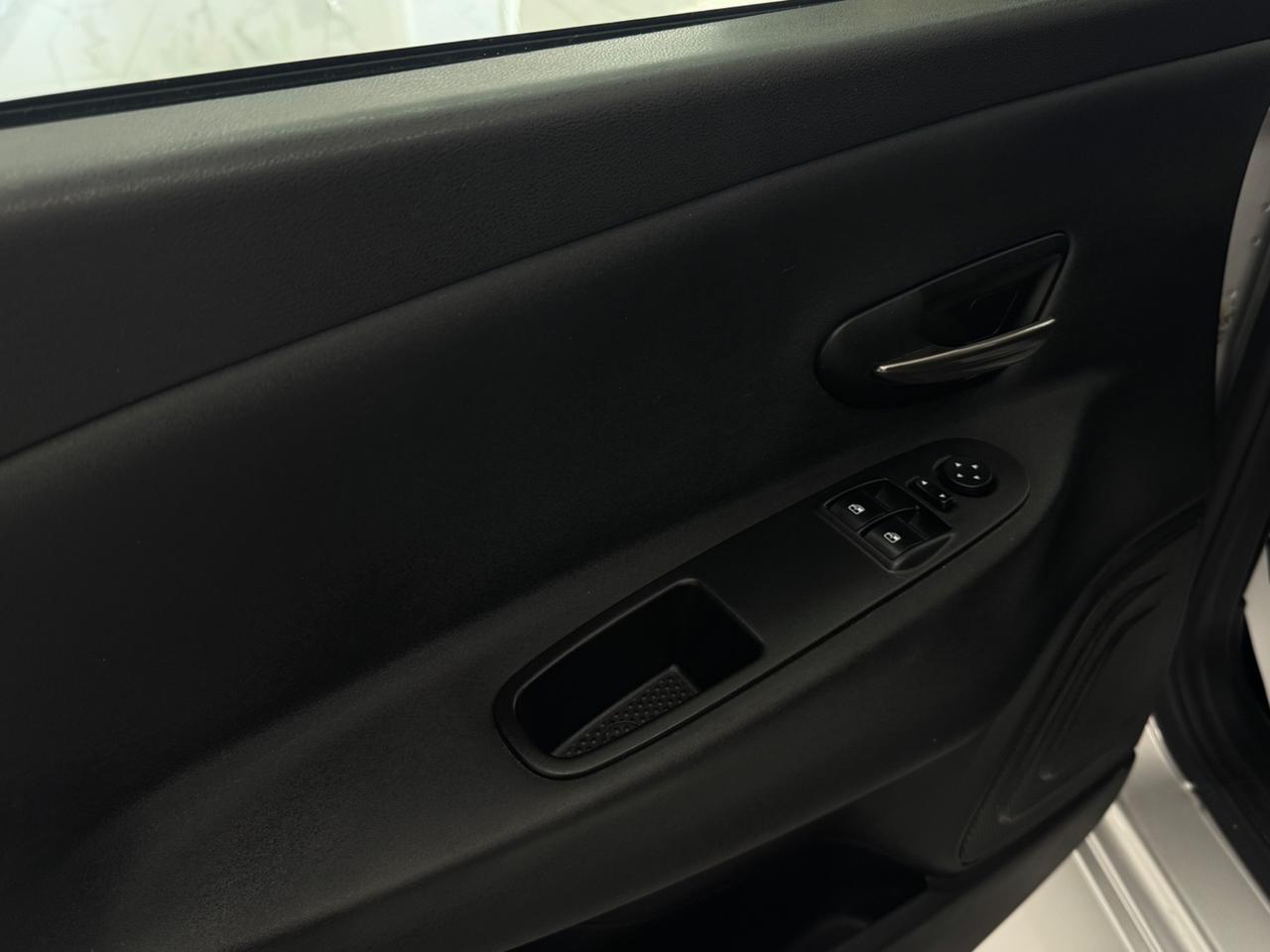 Lancia Ypsilon 1.3 MJT Platinum Full Opt