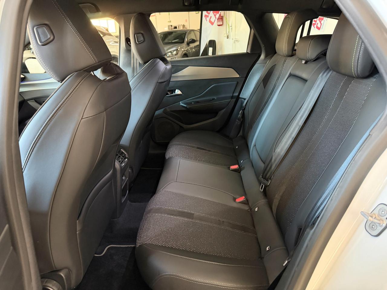 Peugeot 308 Hybrid 145 e-DCS6 SW GT 2025 BIANCO PERLA