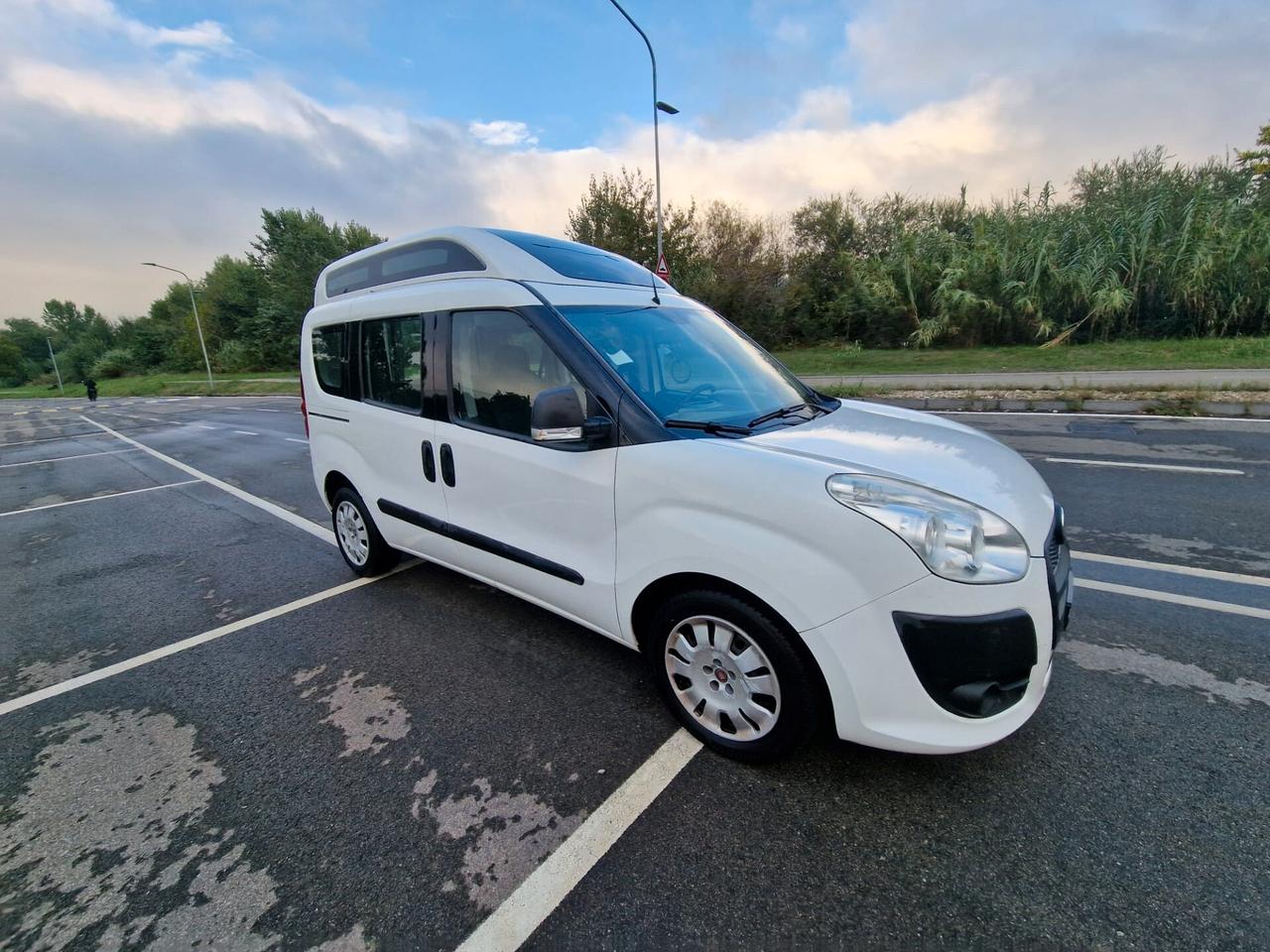 Fiat Doblo 1.6 MJT 16V tetto alto, traporto disabili - 2011
