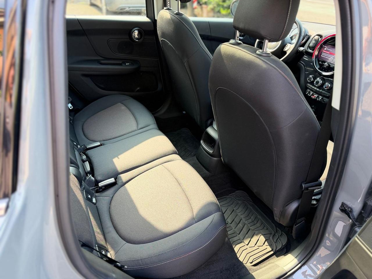 Mini Cooper Countryman Essential 1.5 One #11787
