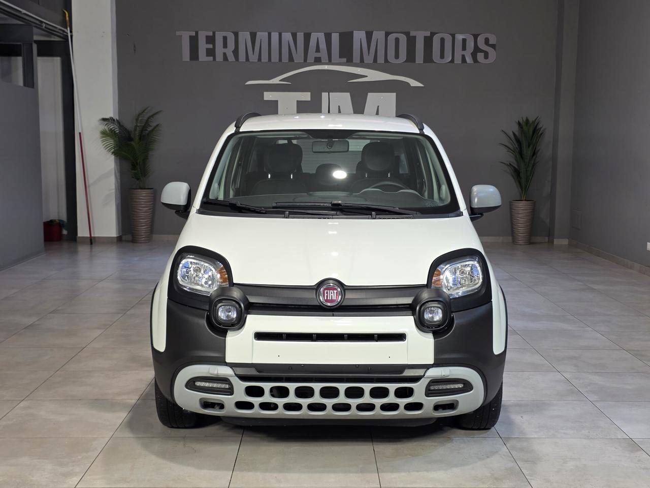 Fiat Panda 1.0 FireFly S&S Hybrid Garmin