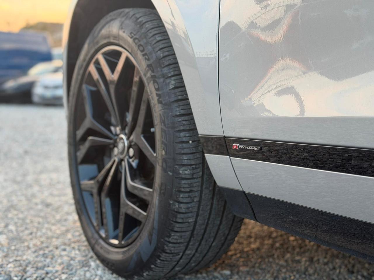Land Rover Range Evoque 2.0D I4 180 CV AWD Auto R-Dynamic