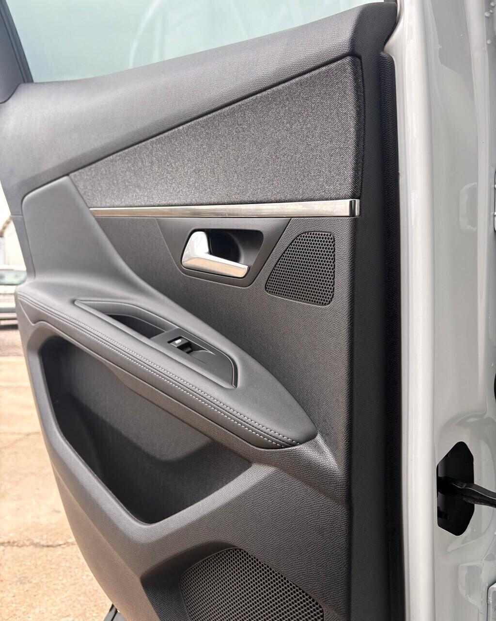 Peugeot 3008 BlueHDi 130 S&S Allure