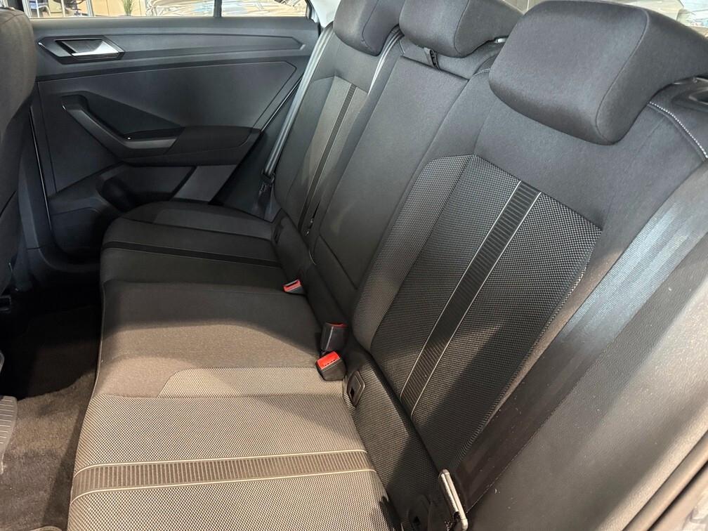 Volkswagen T-Roc 2.0 tdi Life 115cv Led Navi App conn 16" Neopat