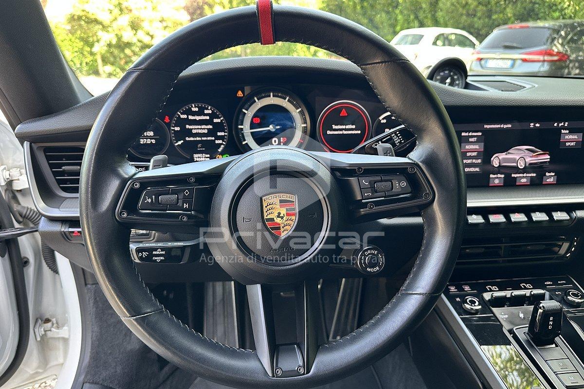 PORSCHE 911 Carrera 4S