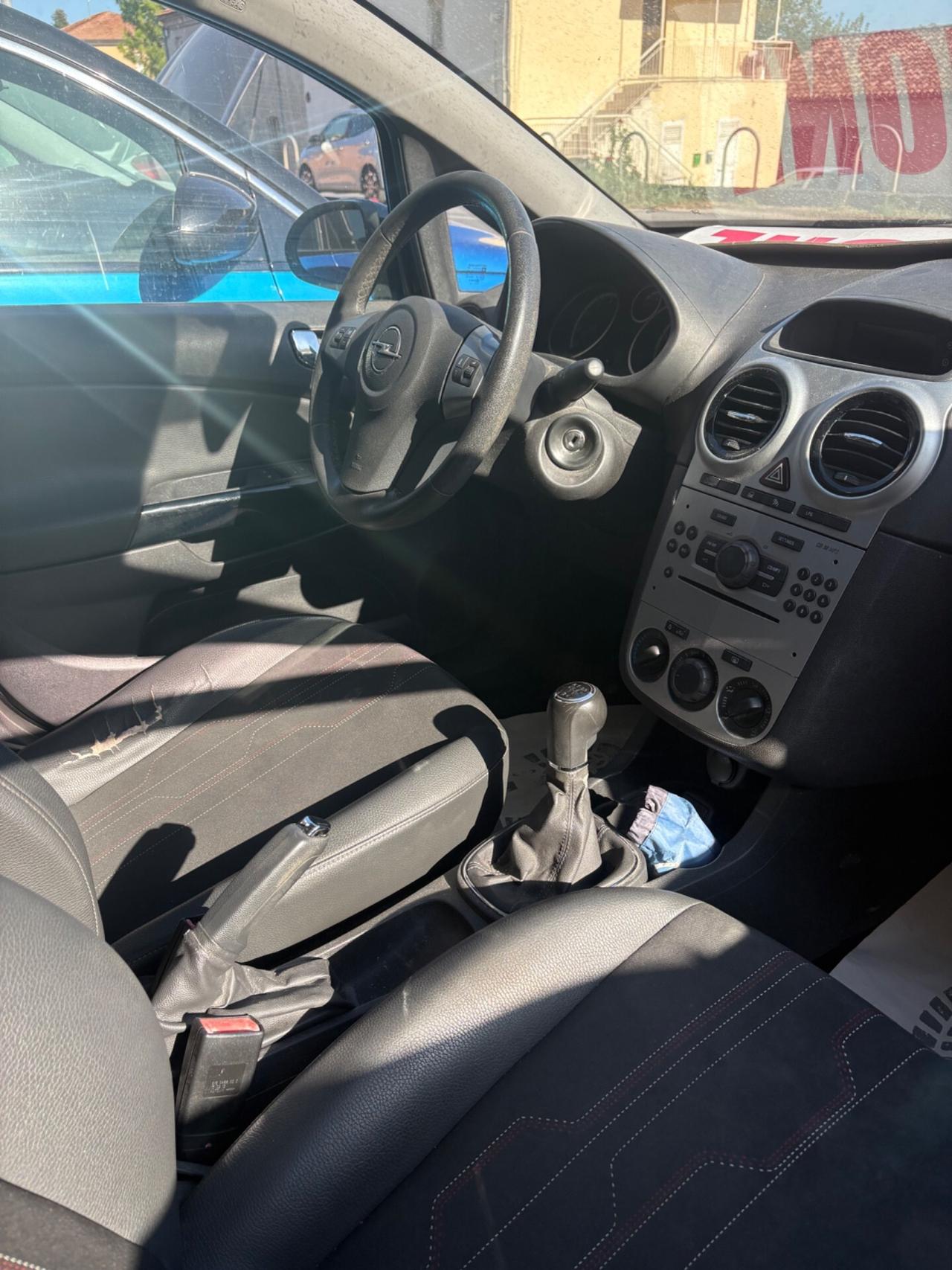 Opel Corsa 1.2 85CV GPL-TECH