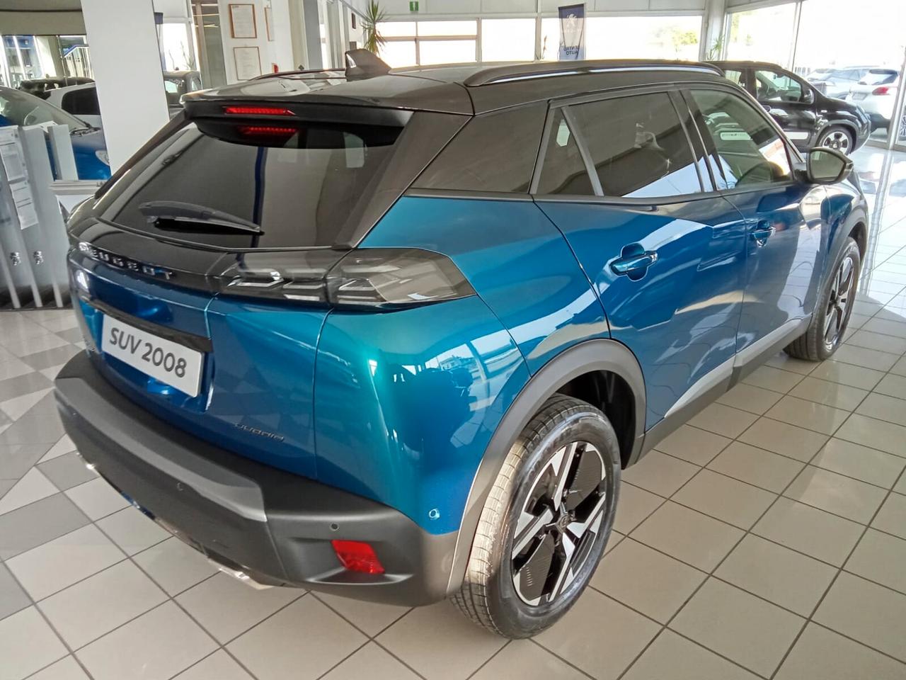 Peugeot 2008 Hybrid 145 e-DCS6 GT