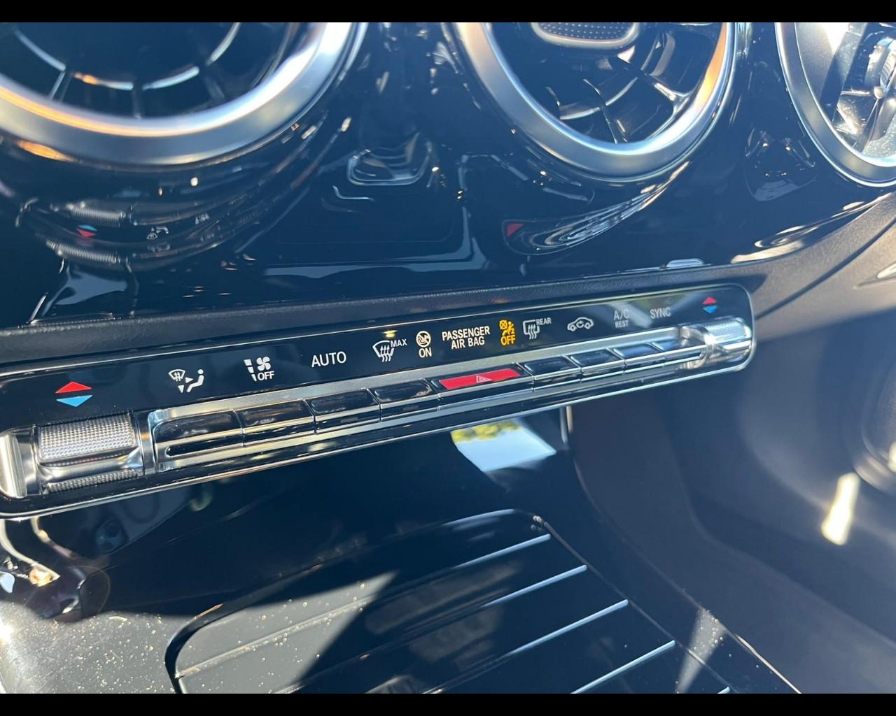 Mercedes-Benz Classe A (W177) - A 200 Automatic Sport