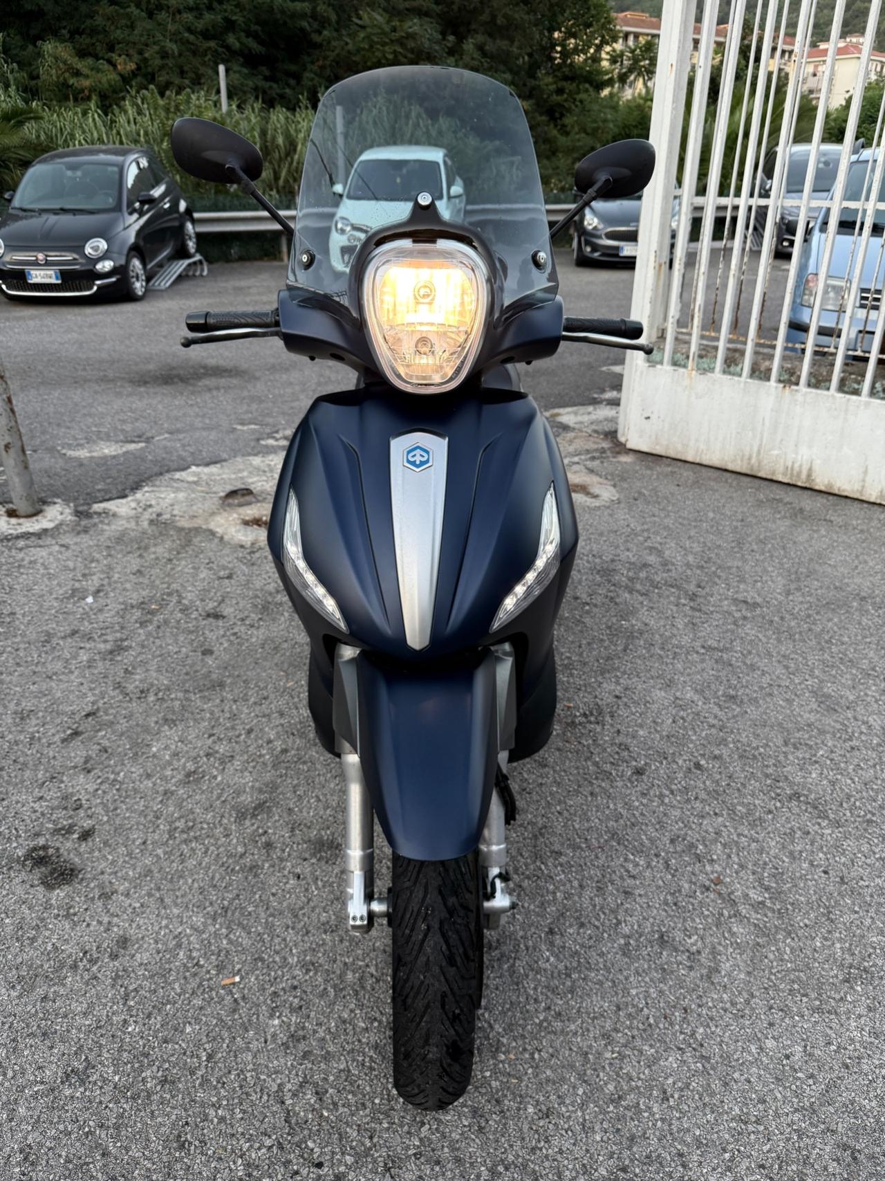 Piaggio Beverly 350