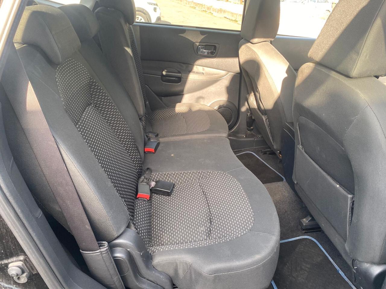 Nissan Qashqai 1.5 dCi 7 posti