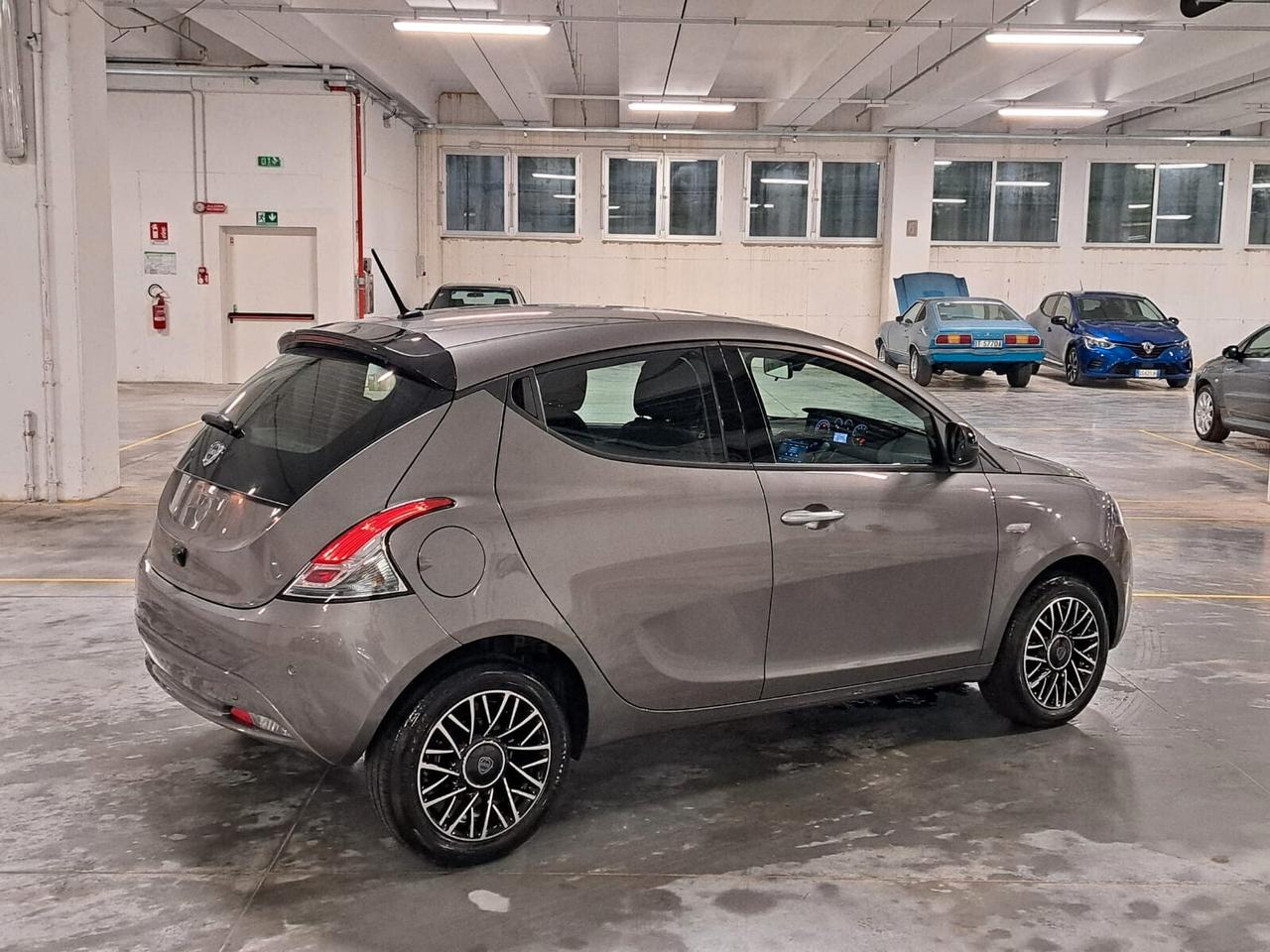 Lancia Ypsilon 1200 69CV Ecochic 5 Porte GPL MY'24 (GT506CC)