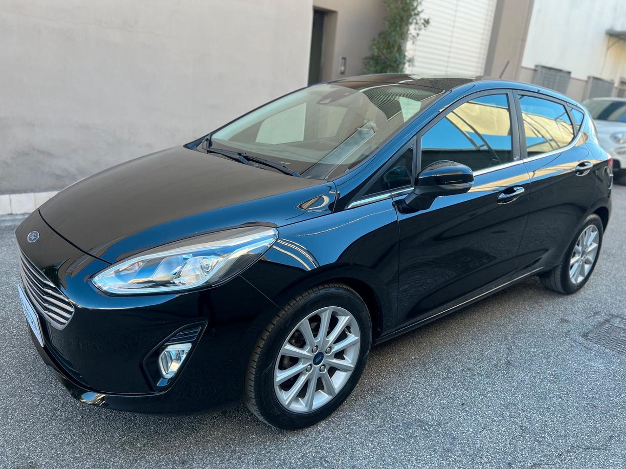 Ford Fiesta 5pt 1.5 tdci 85cv Titanium NAVI/CAMERA.. PERFETTA!!
