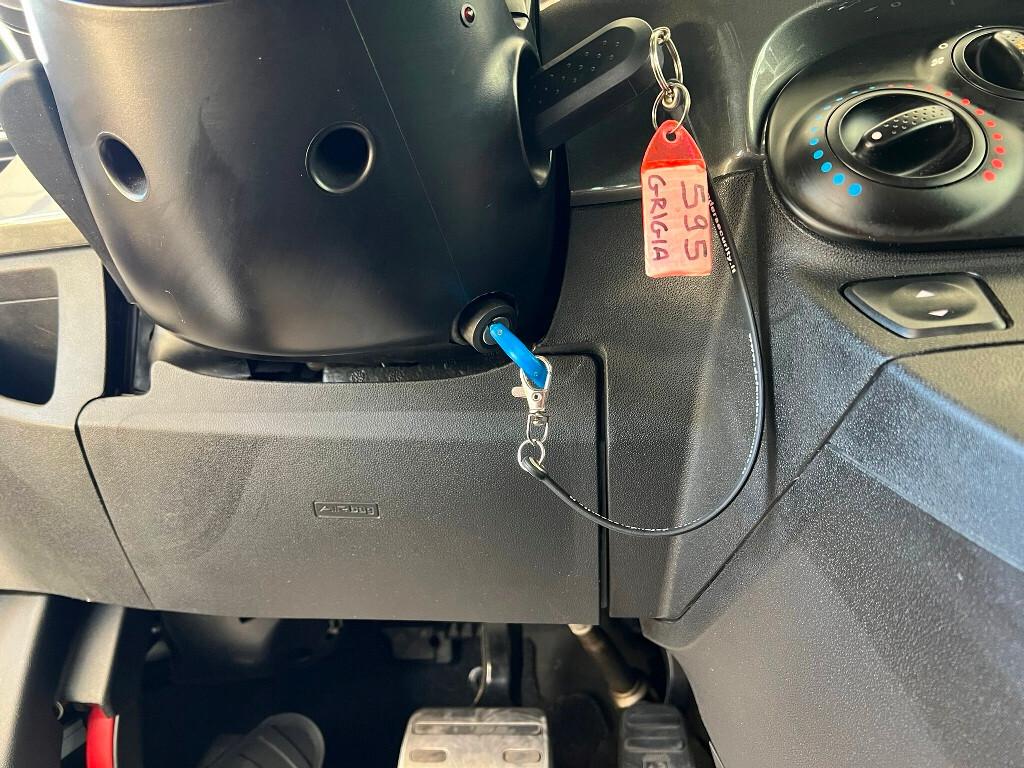 Abarth 595 1.4 Turbo 140 CV / Cambio MTA F1 / E6