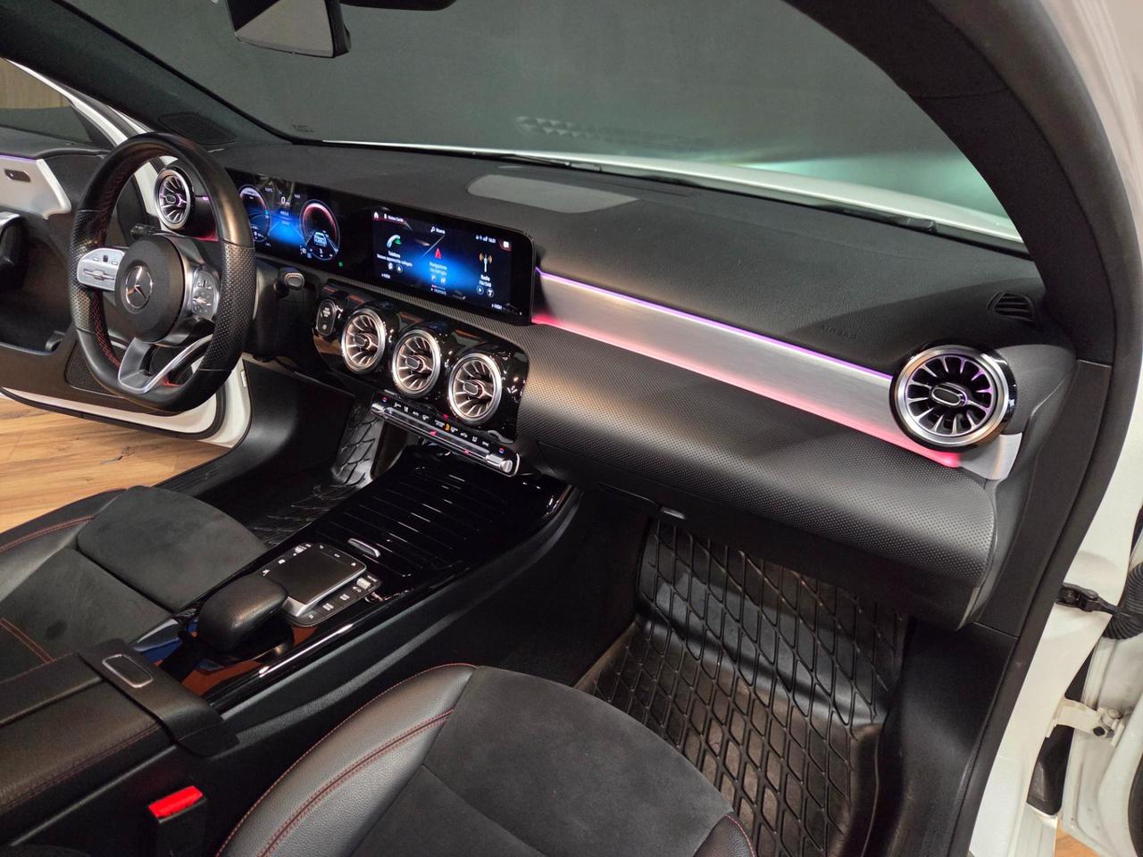 Mercedes Classe A A 200 d Premium Night edition auto