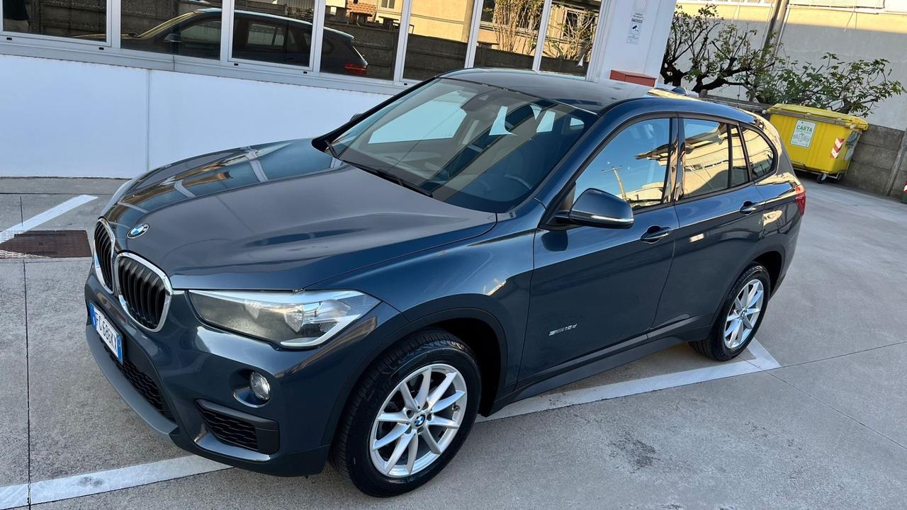 Bmw X1 sDrive18d Advantage