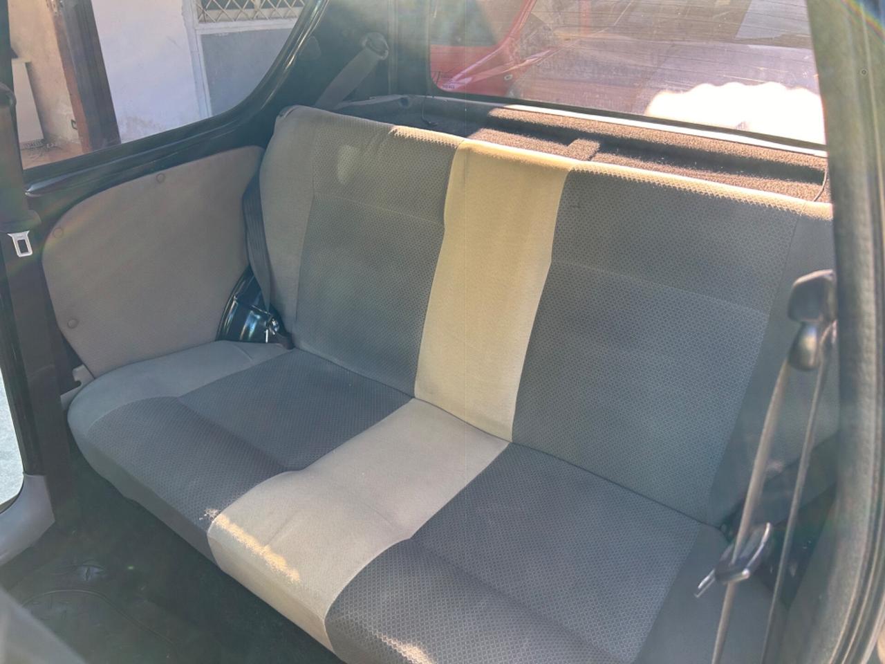 Fiat 600 1.1 Active - Aria Condizionata - Servosterzo - ABS - Vetri Elettrici - Allarme