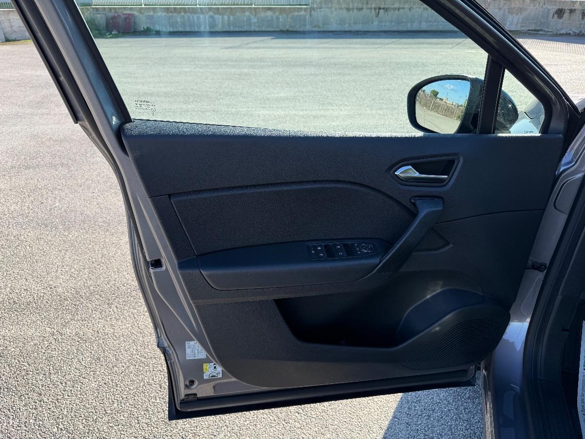 RENAULT - Captur - Blue dCi 8V 115 CV EDC Business