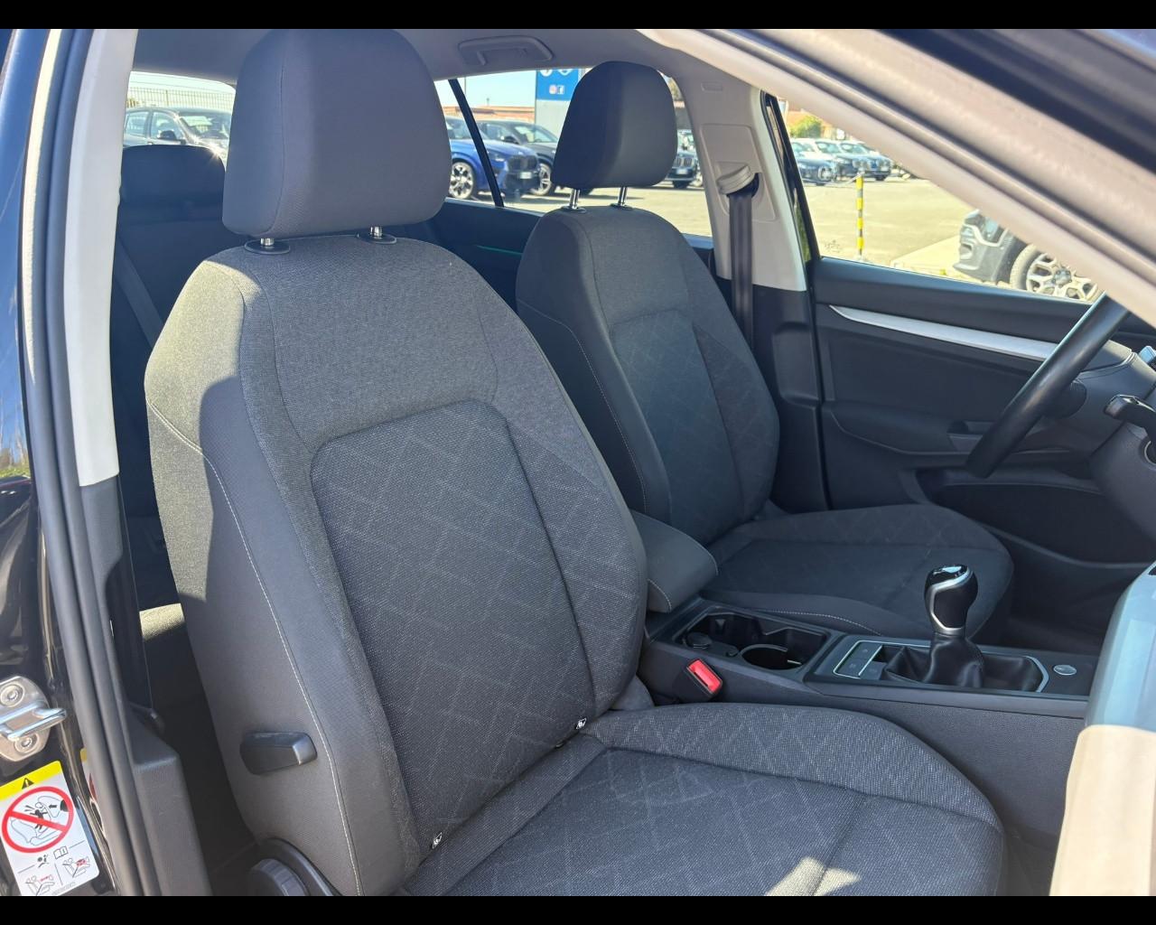 VOLKSWAGEN Golf 8ª serie - Golf 1.0 TSI EVO Life