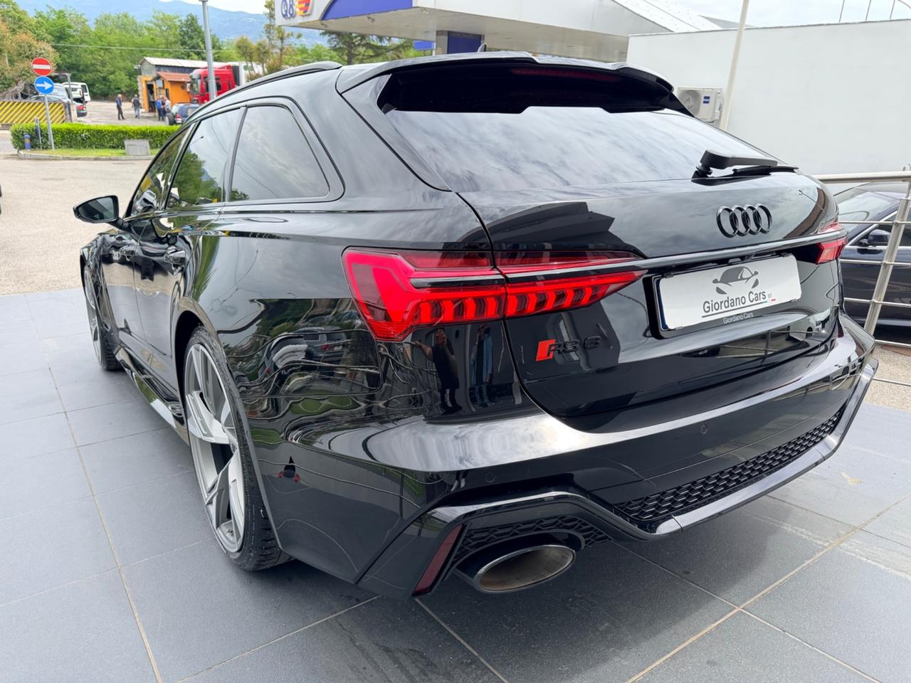 Audi RS6 RS 6 Avant 4.0 TFSI V8 quattro tiptronic Performance