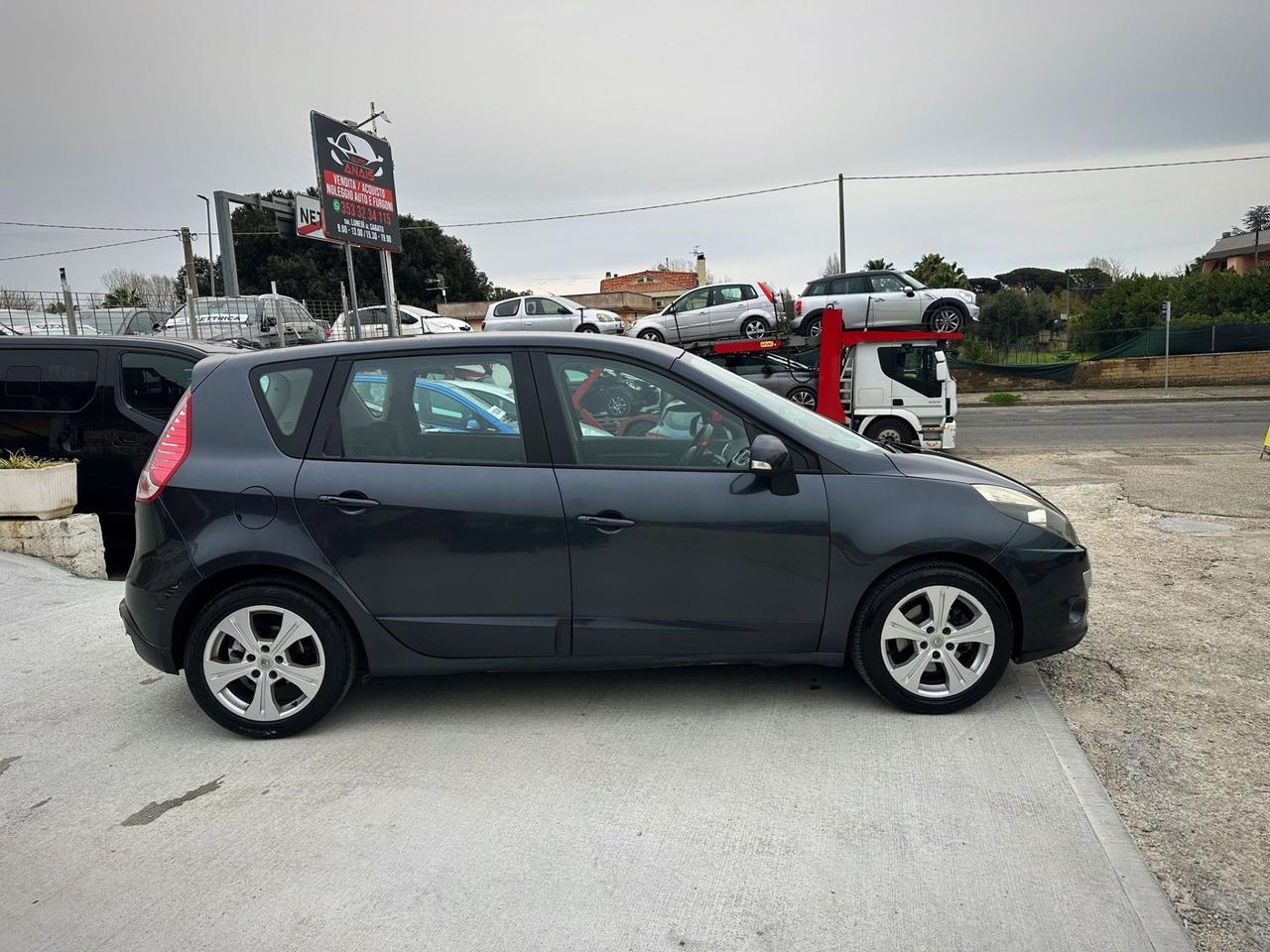 Renault Scenic Scénic X-Mod 1.5 dCi 110CV Luxe