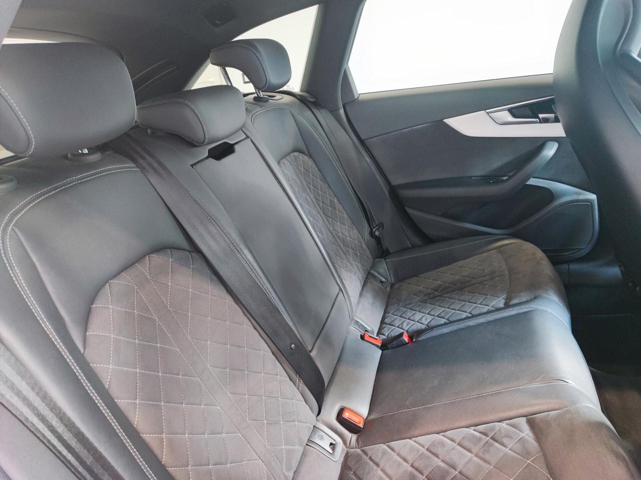 Audi A4 35 TDI S tronic line edition