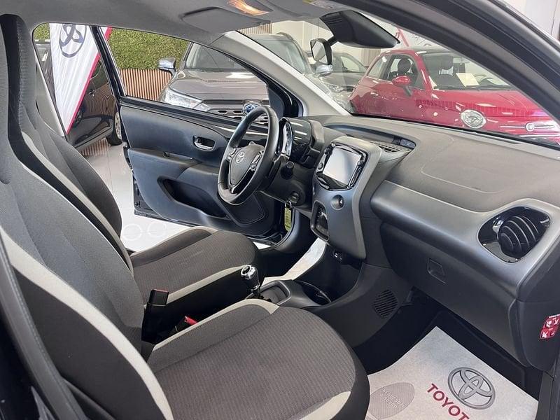 Toyota Aygo Aygo Connect 1.0 VVT-i 72 CV 5 porte x-play MMT