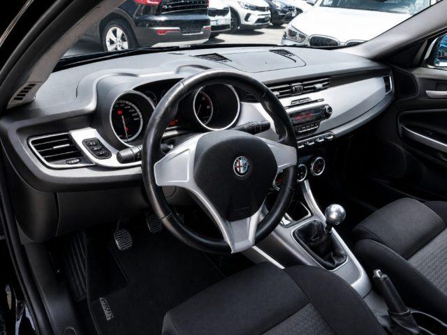 ALFA ROMEO Giulietta 1.6 JTDm-2 105 CV Distinctive Pack Quadrifoglio