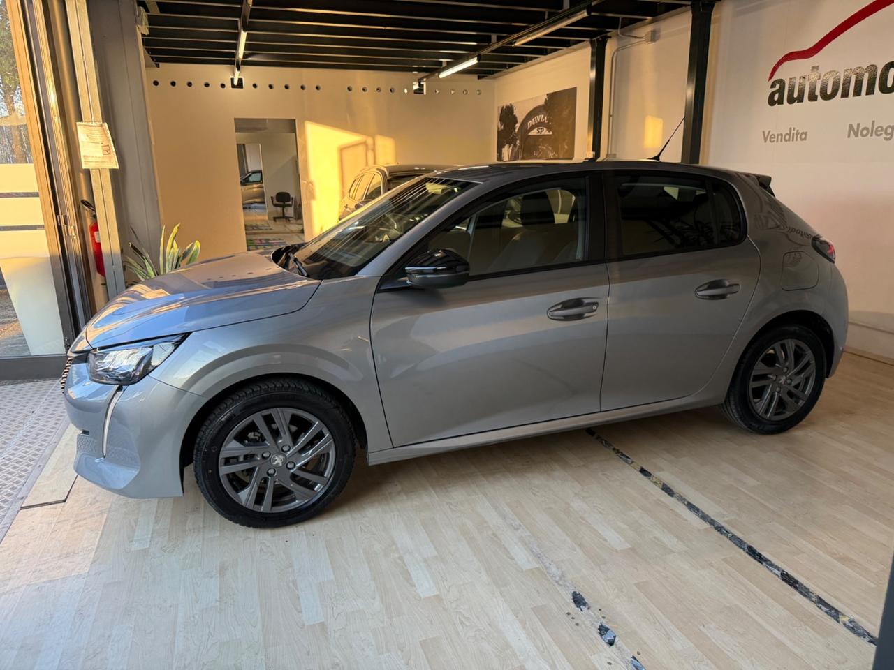 Peugeot 208 PureTech 75 Stop&Start 5 porte Allure