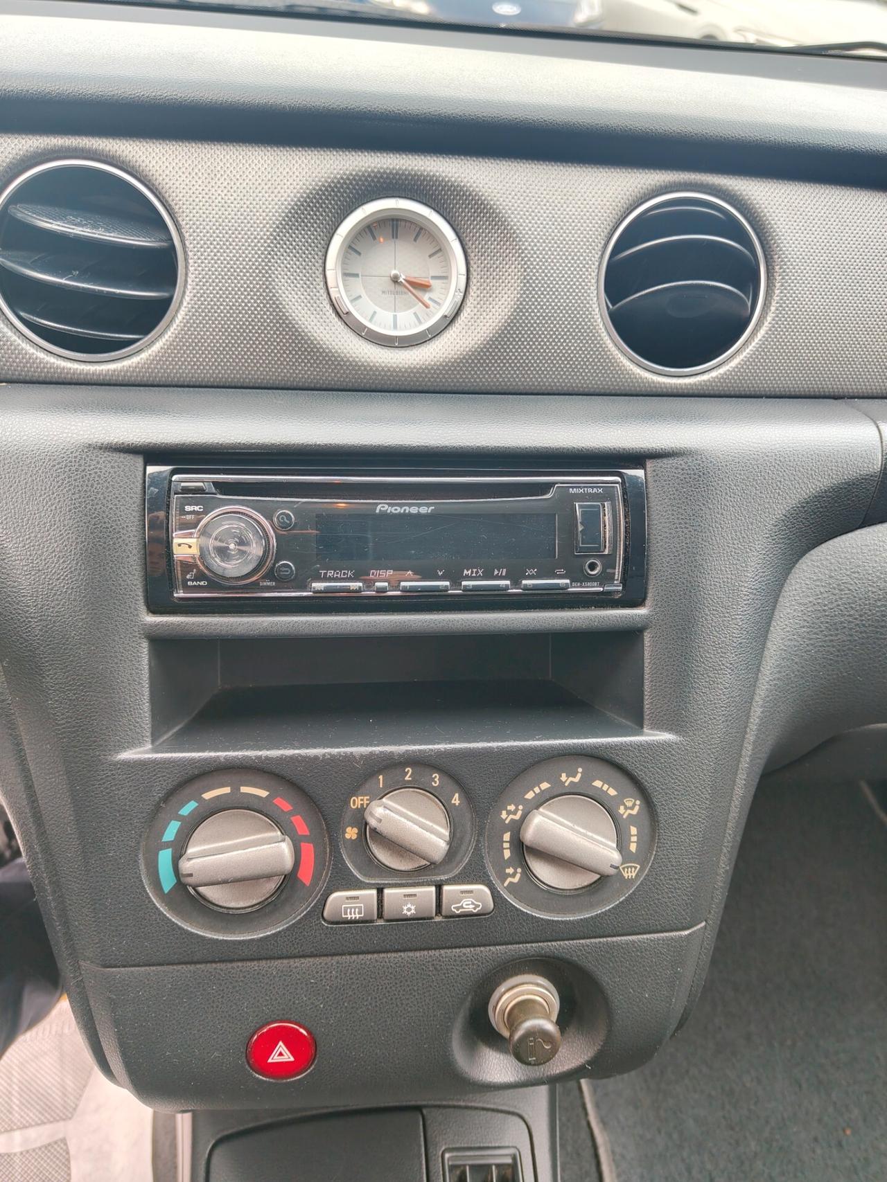 Mitsubishi Outlander 2.0i 16V 4WD Comfort