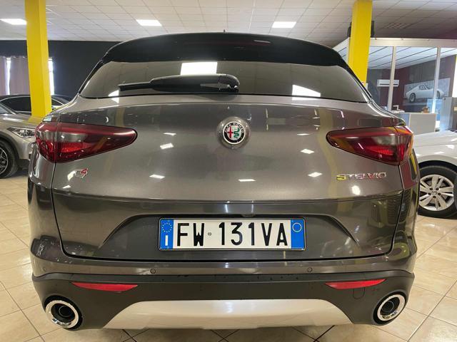 ALFA ROMEO Stelvio 2.2 Turbodiesel 210 CV AT8 Q4LED/NAVI/PDC/PELLE*